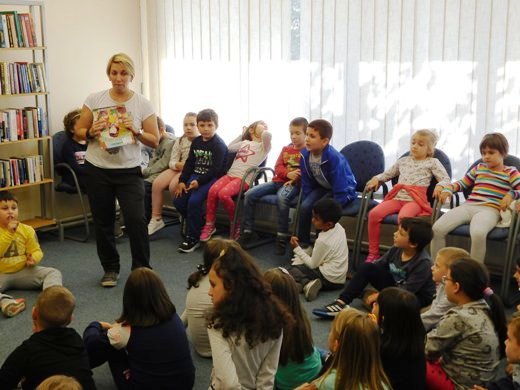 Посета на библиотеката Феткин на нови групи ученици по повод – Неделата на детето